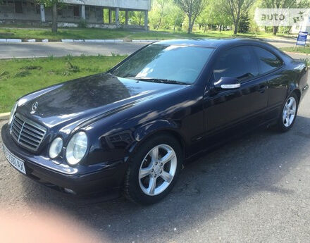 Mercedes-Benz CLK 320 2000 року