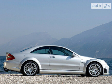 Mercedes-Benz CLK-Class 2001 року