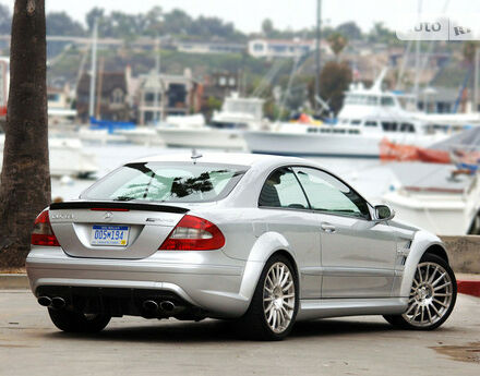 Mercedes-Benz CLK-Class 2002 года