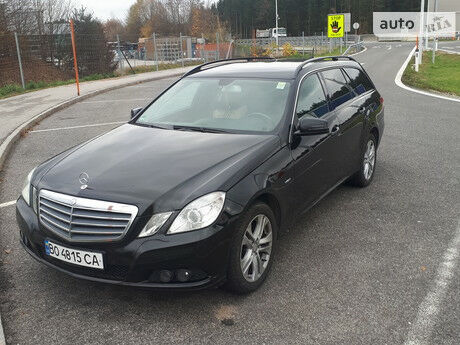 Mercedes-Benz E 200 2010 года