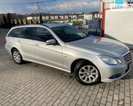 Mercedes-Benz E 200 2010 року