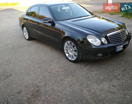 Mercedes-Benz E 200 2006 года