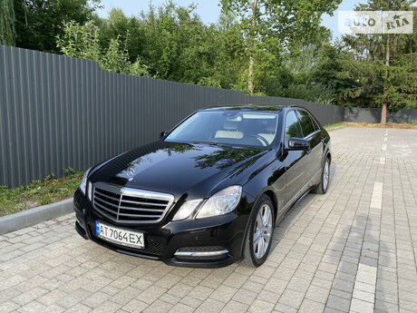 Mercedes-Benz E 220 2012 года