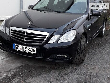 Mercedes-Benz E 220 2010 года