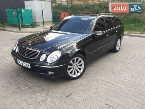 Mercedes-Benz E 220 2003 року
