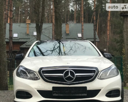 Mercedes-Benz E 220 2014 року