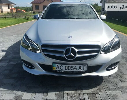 Mercedes-Benz E 220 2013 року