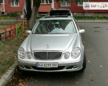 Mercedes-Benz E 220 2004 года