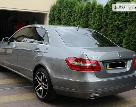 Mercedes-Benz E 220 2012 года