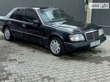 Mercedes-Benz E 250 1993 года