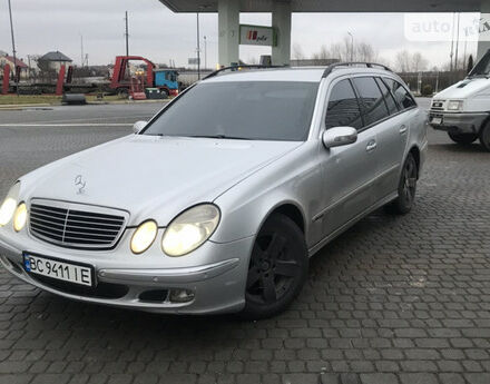 Фото на відгук з оцінкою 4.6   про авто Mercedes-Benz E 270 2003 року випуску від автора “Дмитро” з текстом: Машина отличная.Владел ею 3 года.Цена обслуживания,очень высокаю.Проблемы с електронникой,постоян...