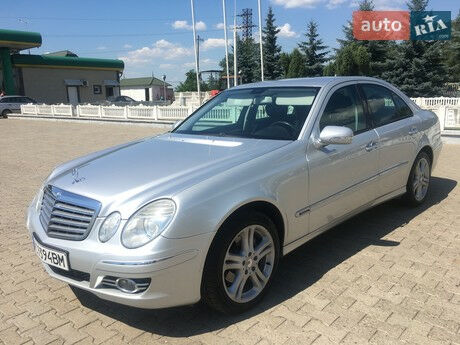 Мерседес Е 320 2007 года Mercedes-Benz E 320 2007 года