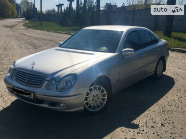 Mercedes-Benz E-Class 2003 року