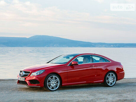 Mercedes-Benz E-Class 1989 года