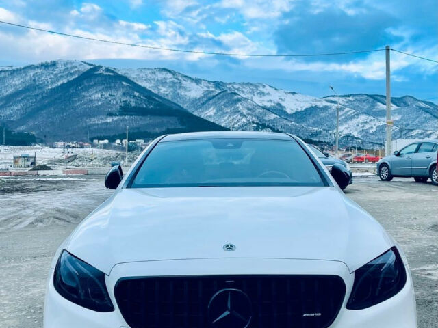 Mercedes-Benz E-Class 2017 года