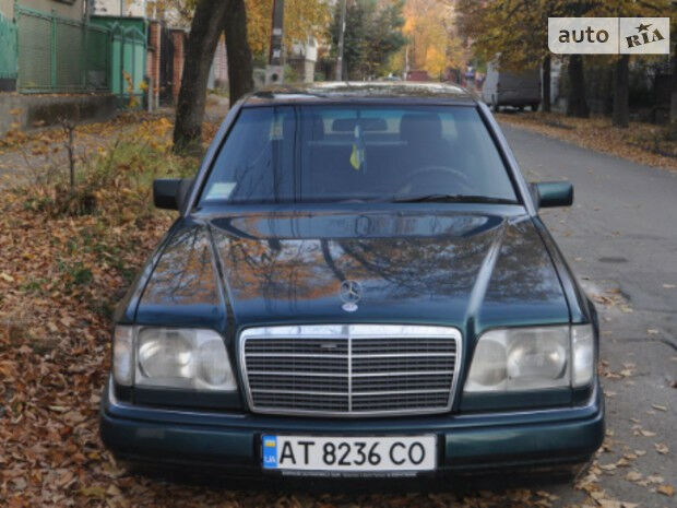 Mercedes-Benz E-Class 1994 года