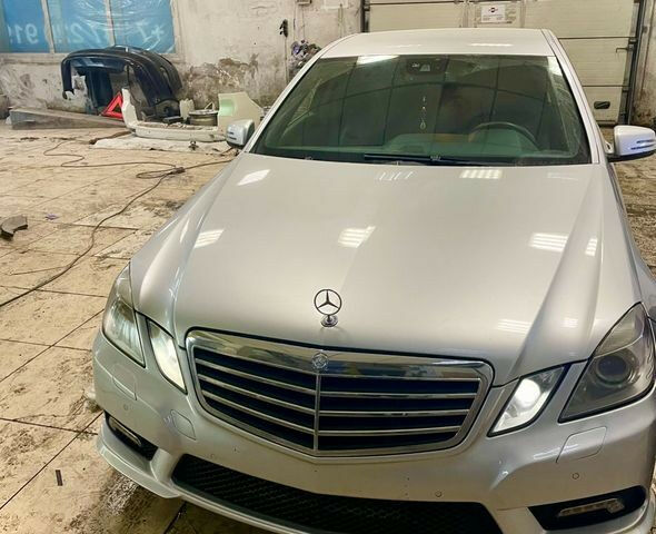 Mercedes-Benz E-Class 2009 года
