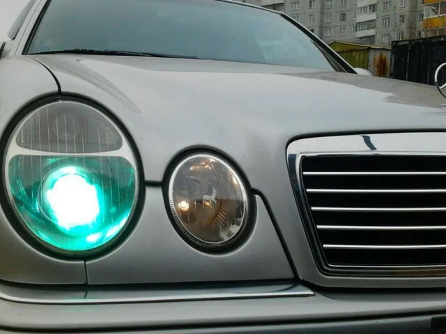 Mercedes-Benz E-Class 1996 года