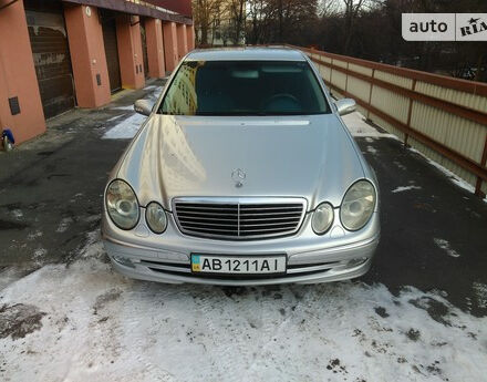 Mercedes-Benz E-Class 2003 року