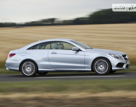 Mercedes-Benz E-Class 1995 року