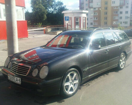 Mercedes-Benz E-Class 2000 года - Фото 1 авто