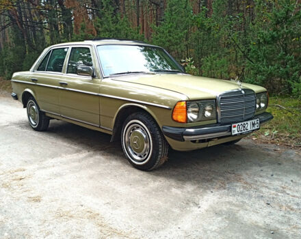 Mercedes-Benz E-Class 1983 года