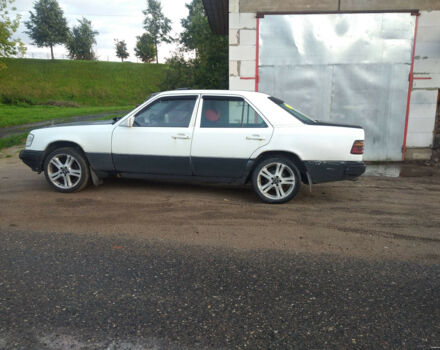 Mercedes-Benz E-Class 1987 года - Фото 2 авто