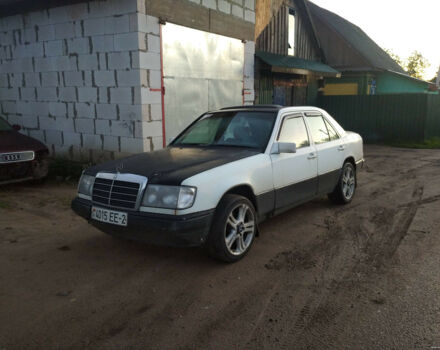 Mercedes-Benz E-Class 1987 года - Фото 3 авто