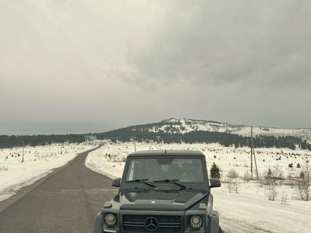 Mercedes-Benz G-Class 2012 року