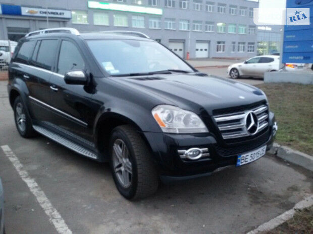 Mercedes-Benz GL 550 2008 года