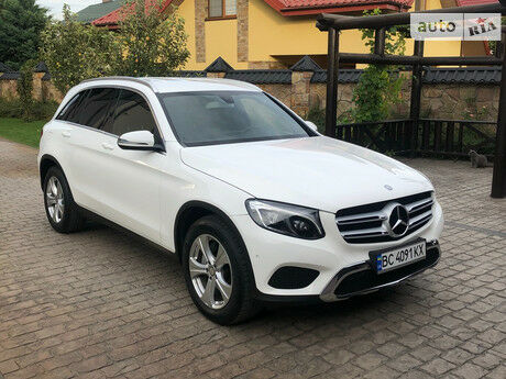 Мерседес ГЛЦ 220 2015 року Mercedes-Benz GLC 220 2015 року