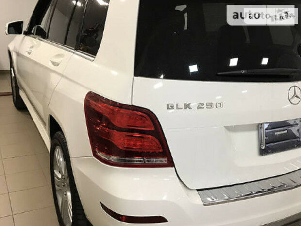 Mercedes-Benz GLK 250 2015 року