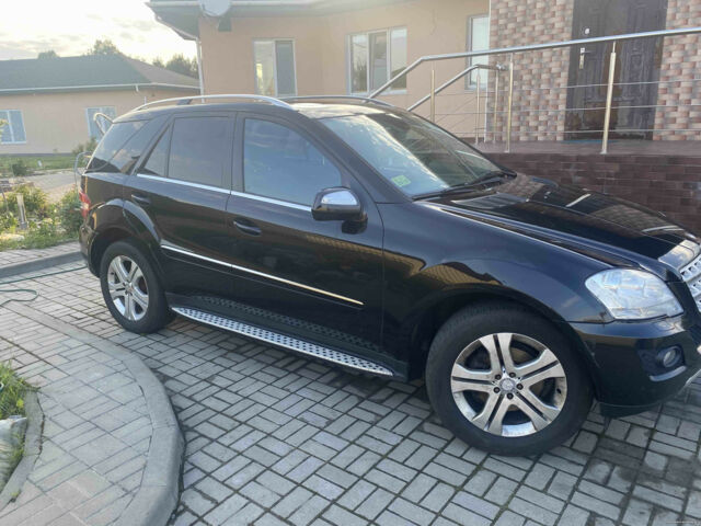 Mercedes-Benz M-Class 2009 года