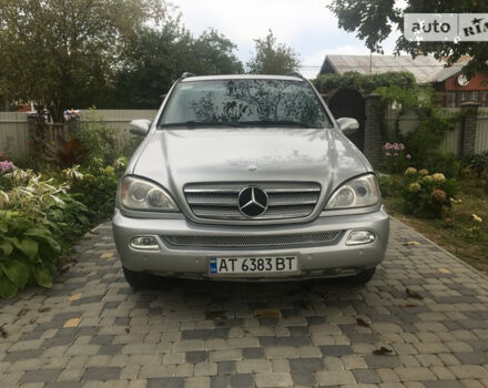 Фото на отзыв с оценкой 4.4 о Mercedes-Benz ML 270 2004 году выпуска от автора "Анатолій" с текстом: Зручний, комфортний, надійний. Проблем за час користування ніяких не було.