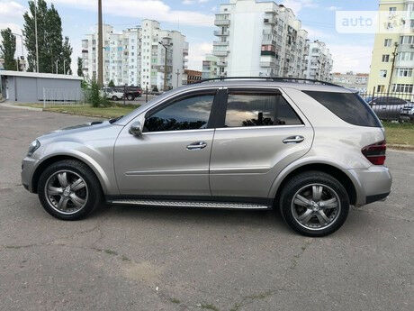 Mercedes-Benz ML 350 2007 года