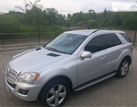 Mercedes-Benz ML 350 2010 года