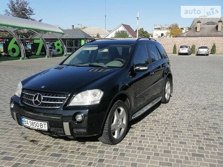 Mercedes-Benz ML 500 2006 года