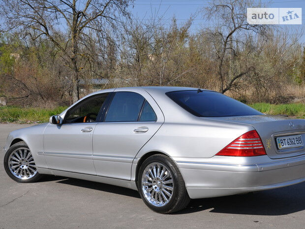 Mercedes-Benz S 430 2001 року