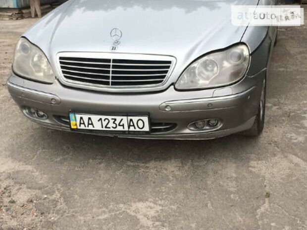 Mercedes-Benz S 500 2000 года