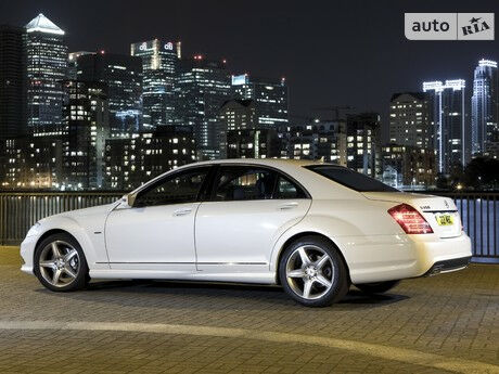 Mercedes-Benz S-Class 1991 года