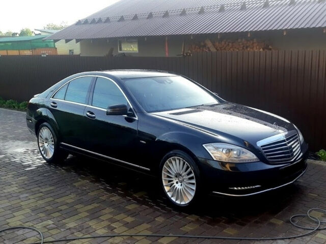 Mercedes-Benz S-Class 2010 года