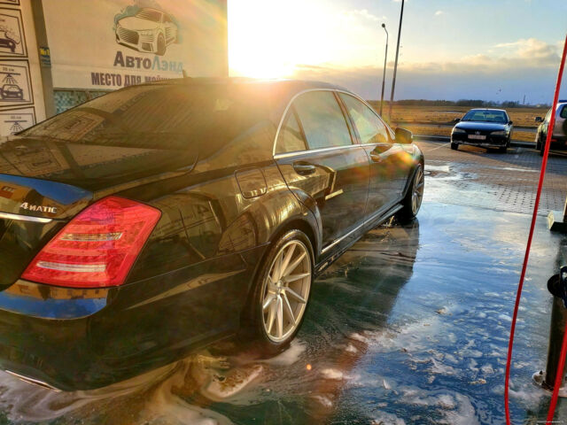 Мерседес С Класс 2010 года Mercedes-Benz S-Class 2010 года