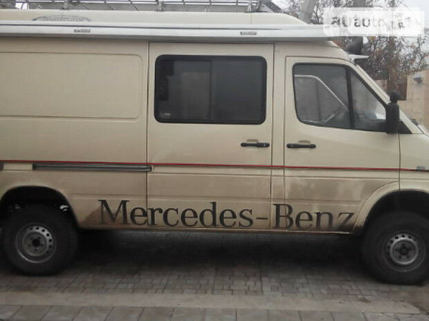 Mercedes-Benz Sprinter 312 груз.-пасс. 1999 року