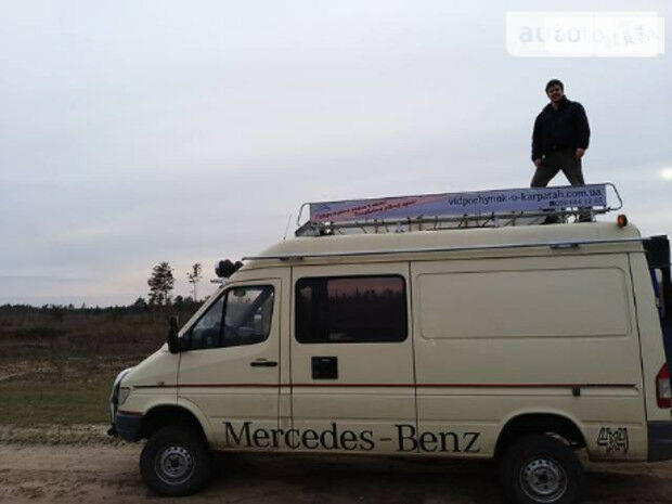 Mercedes-Benz Sprinter 312 груз.-пасс. 1999 года