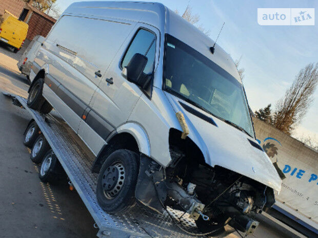 Mercedes-Benz Sprinter 316 пасс. 2014 года