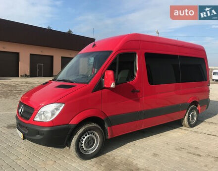 Mercedes-Benz Sprinter пасс. 2012 року