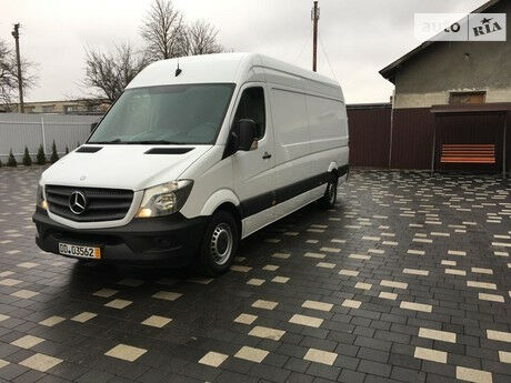 Mercedes-Benz Sprinter 2016 року