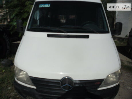 Mercedes-Benz Sprinter 2000 року