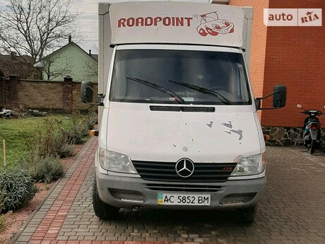 Mercedes-Benz Sprinter 2001 року