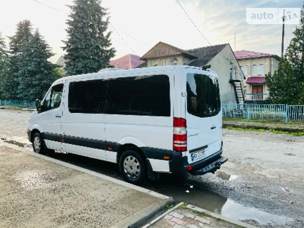 Mercedes-Benz Sprinter 2013 року